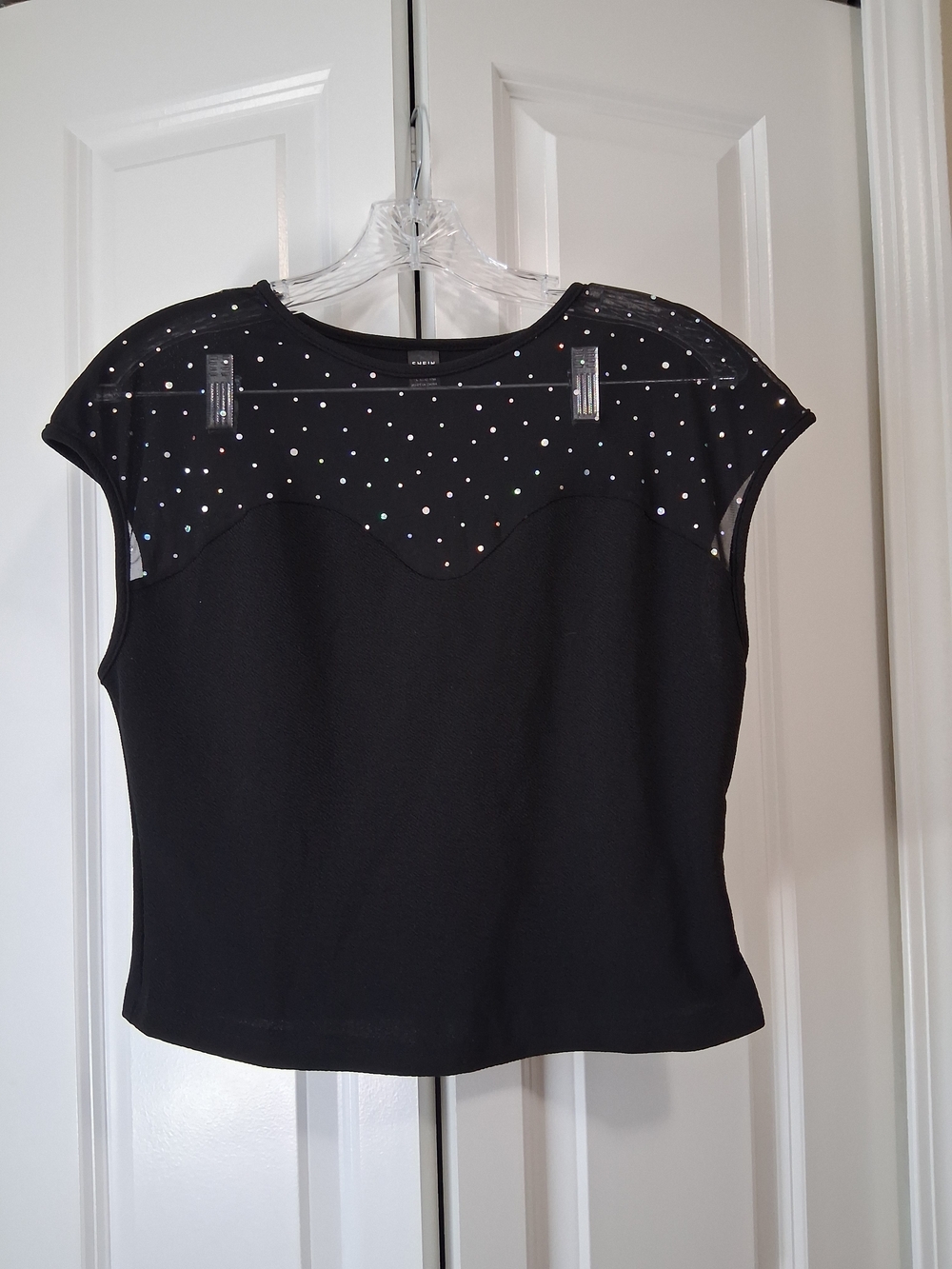 SHEIN Black Short Sleeve Crop Top with Sequin Yoke